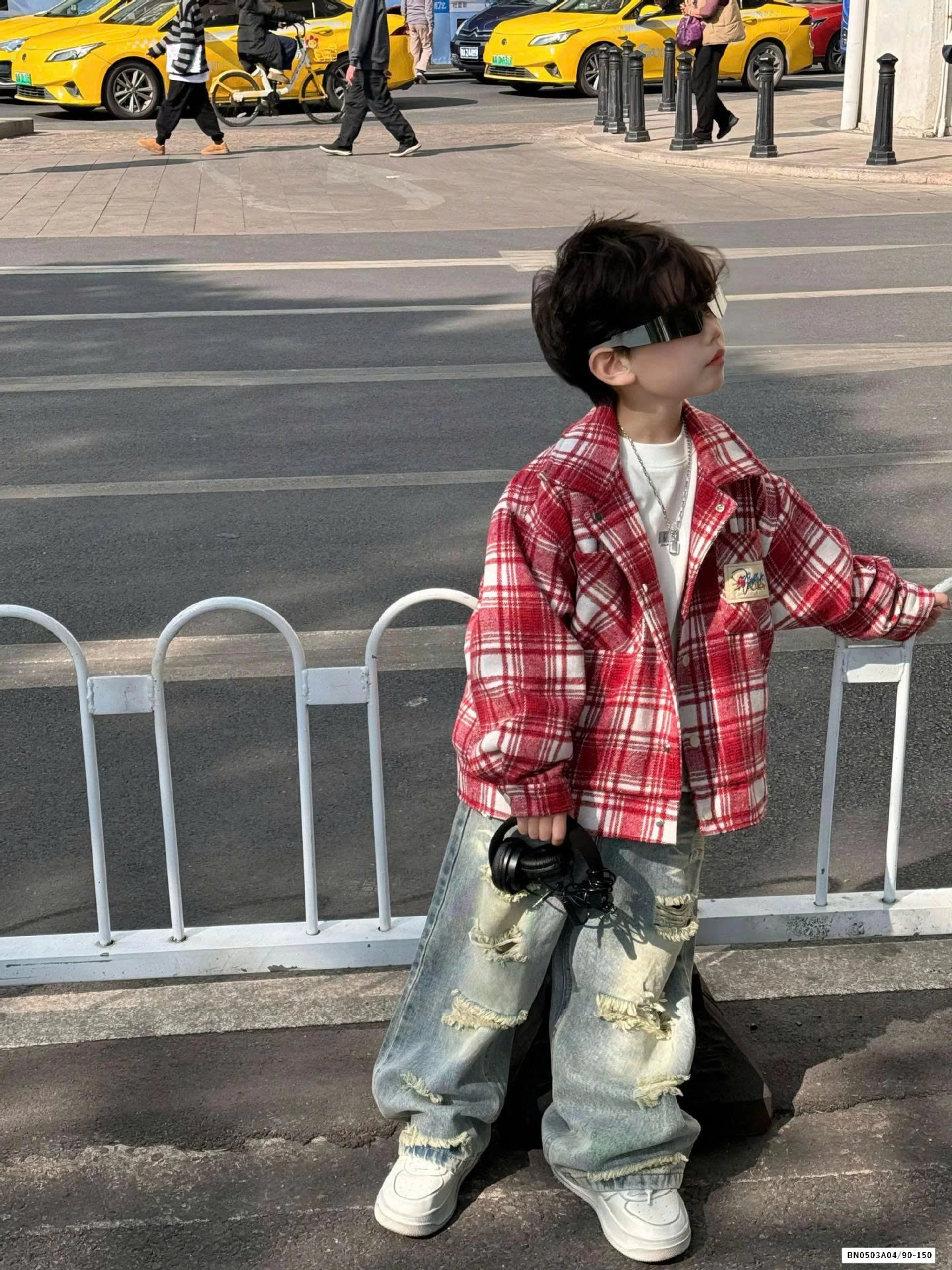 KHOÁC CARO ĐỎ CỔ VEST