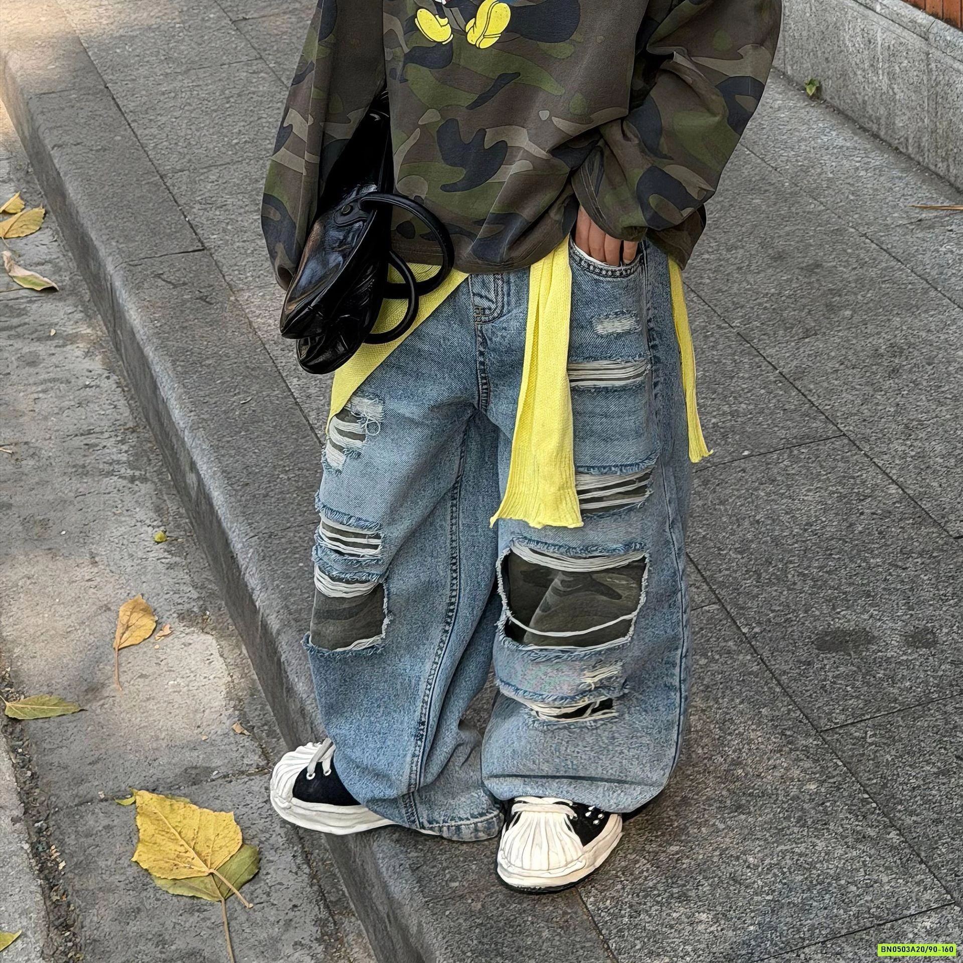 JEANS SUÔNG RÁCH VÁ GỐI FANSHU