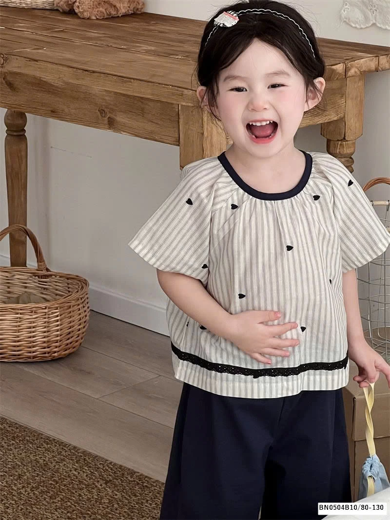 ÁO KẺ TIM CHO BÉ GÁI