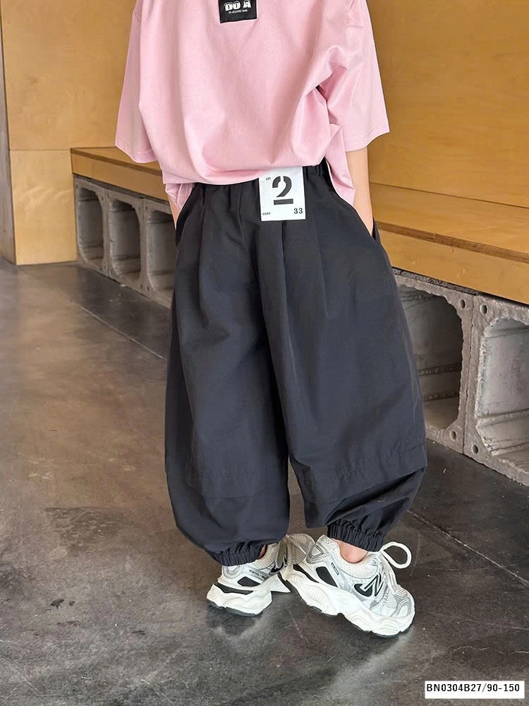 QUẦN GIÓ BO GẤU AMBB 25B124