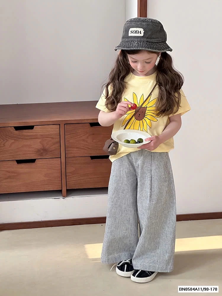 QUẦN ỐNG SUÔNG KẺ 25B047 AMBB