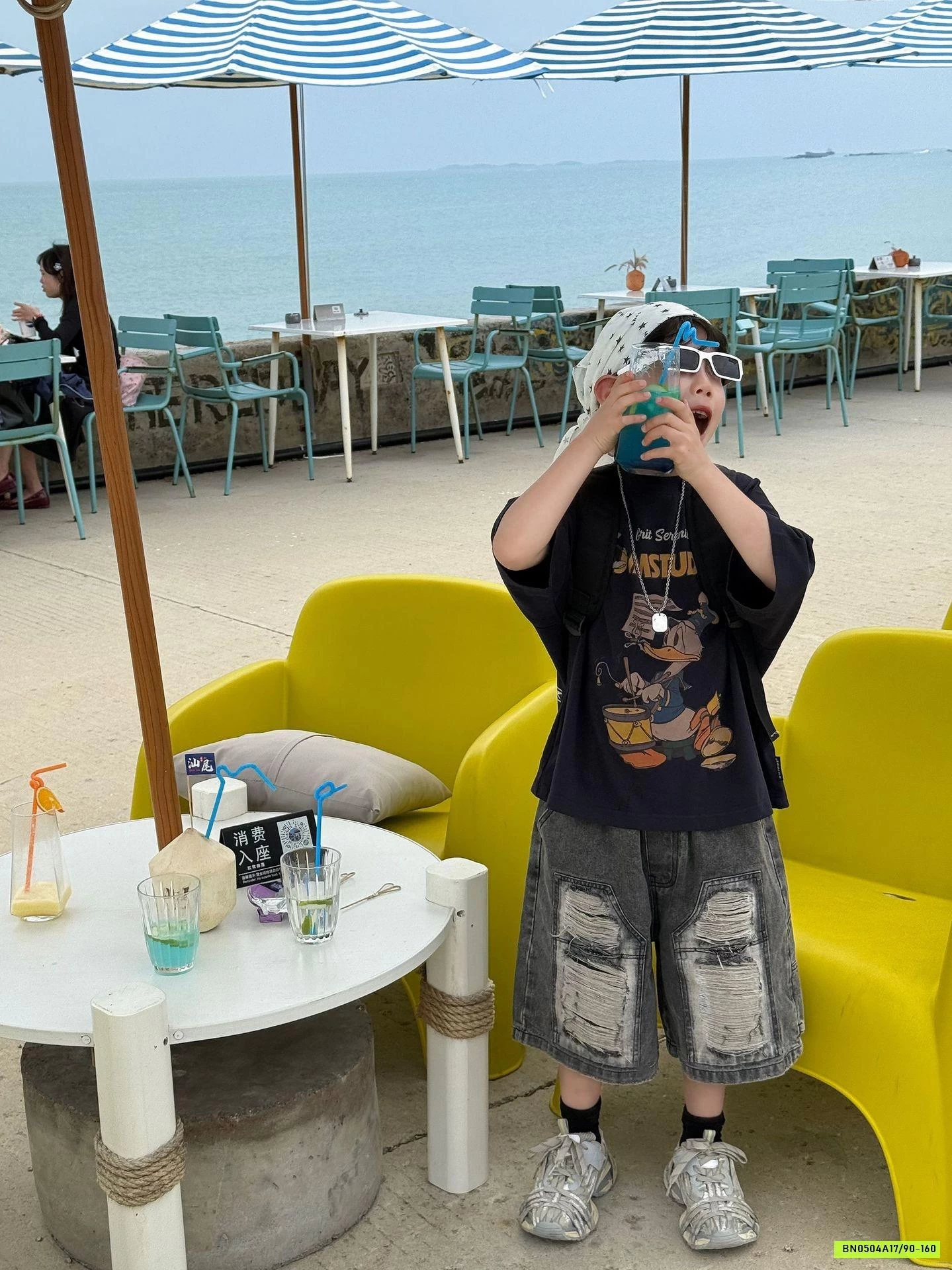 SHORT JEANS RÁCH GỐI FANSHU