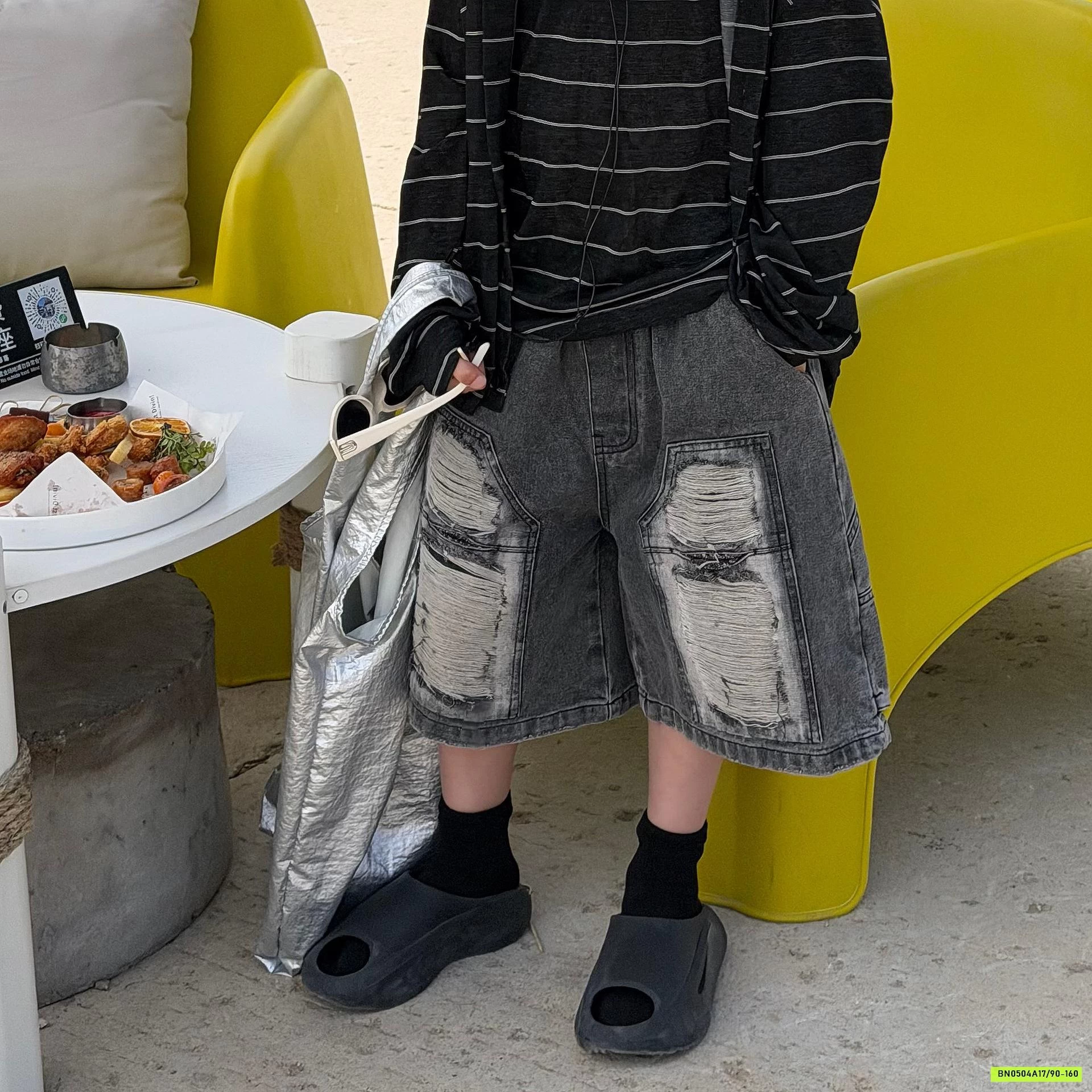 SHORT JEANS RÁCH GỐI FANSHU