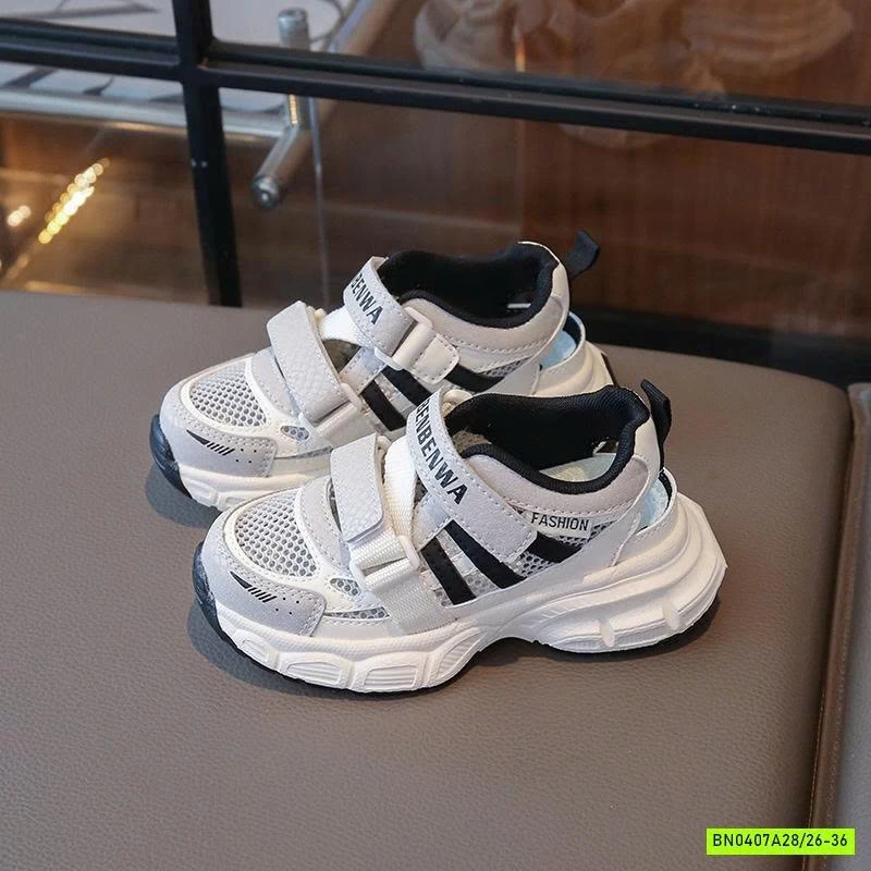 GIÀY THỂ THAO LƯỚI QUAI DÁN