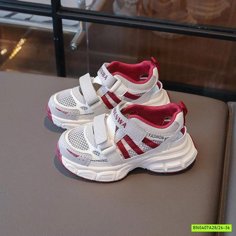 GIÀY THỂ THAO LƯỚI QUAI DÁN