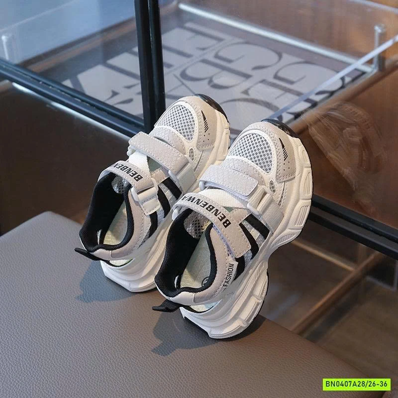 GIÀY THỂ THAO LƯỚI QUAI DÁN