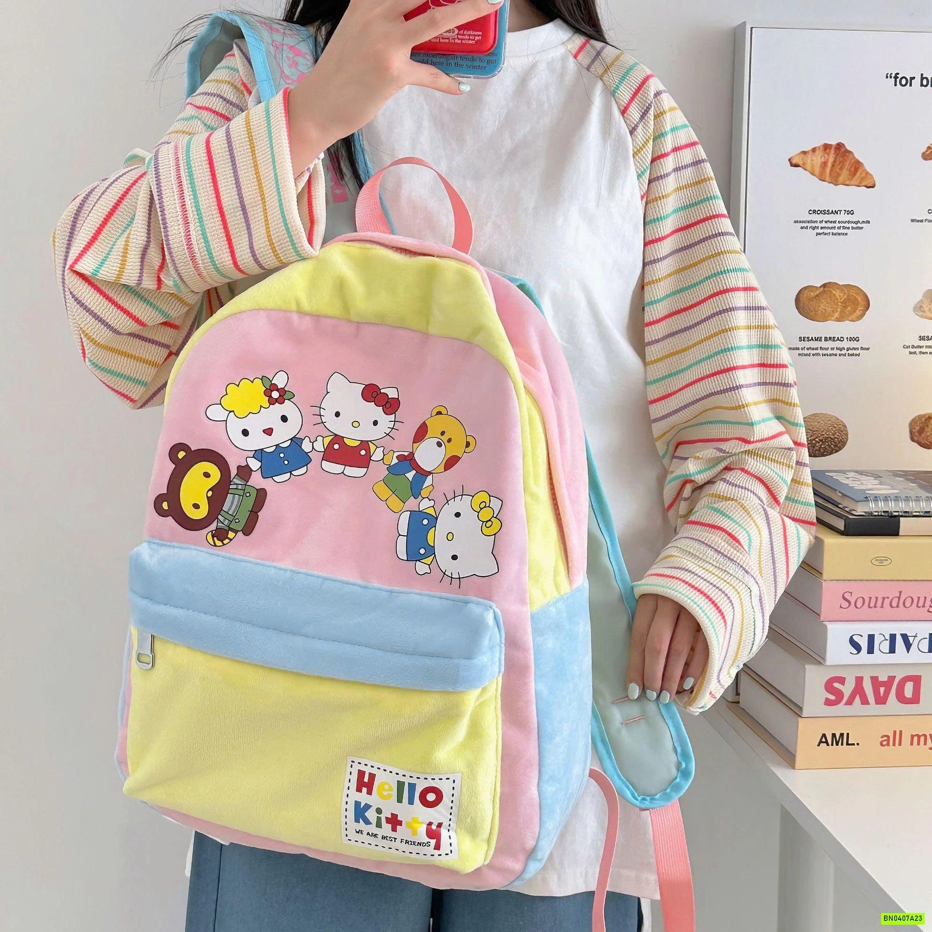 BALO KITTY  SẮC MÀU