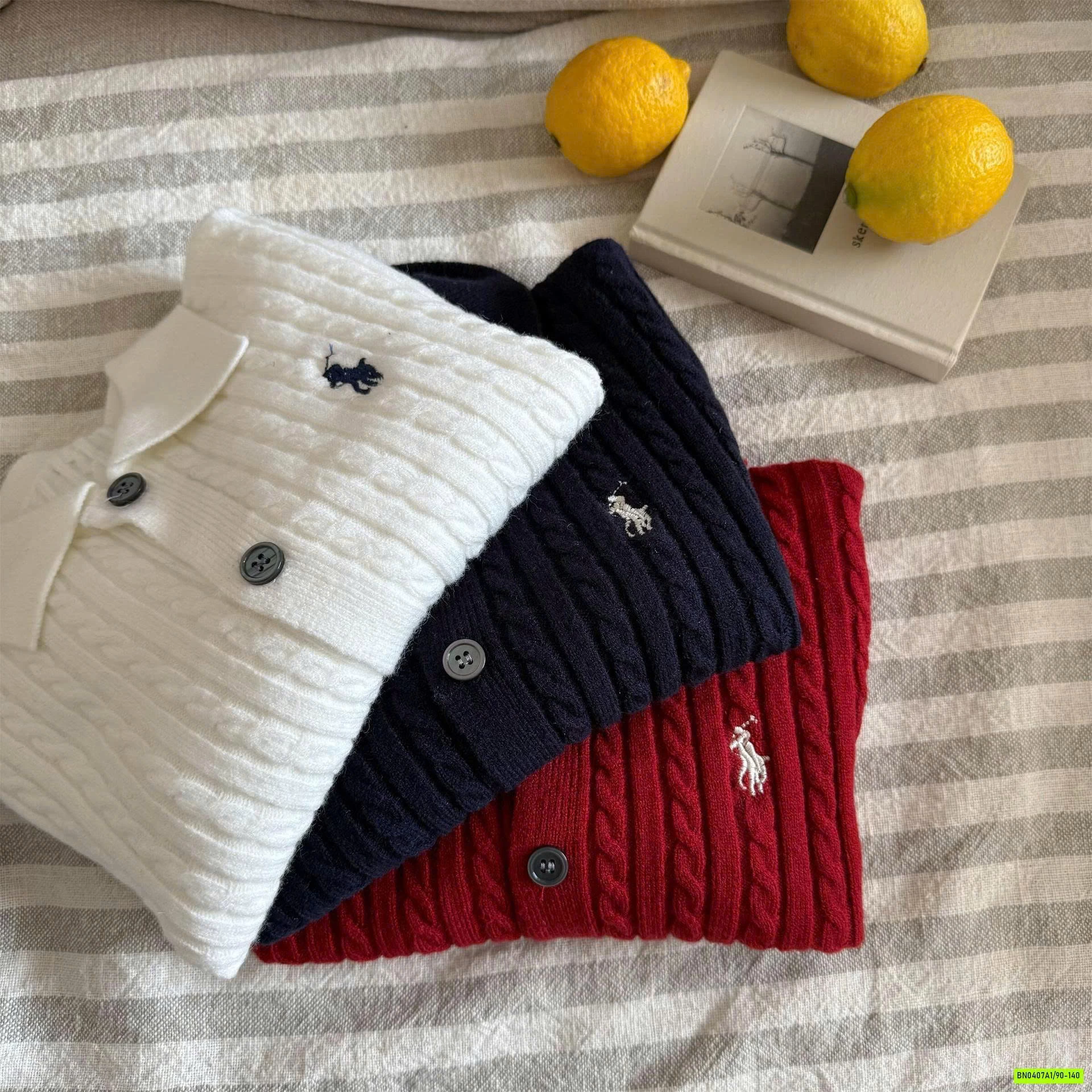 KHOÁC LEN LOGO NGỰA MMY