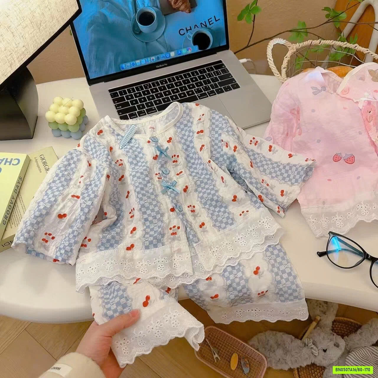 BỘ ĐŨI XỐP VIỀN REN