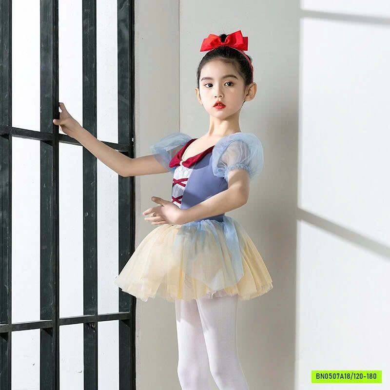 ĐẦM MÚA CÔNG CHÚA BẠCH TUYẾT