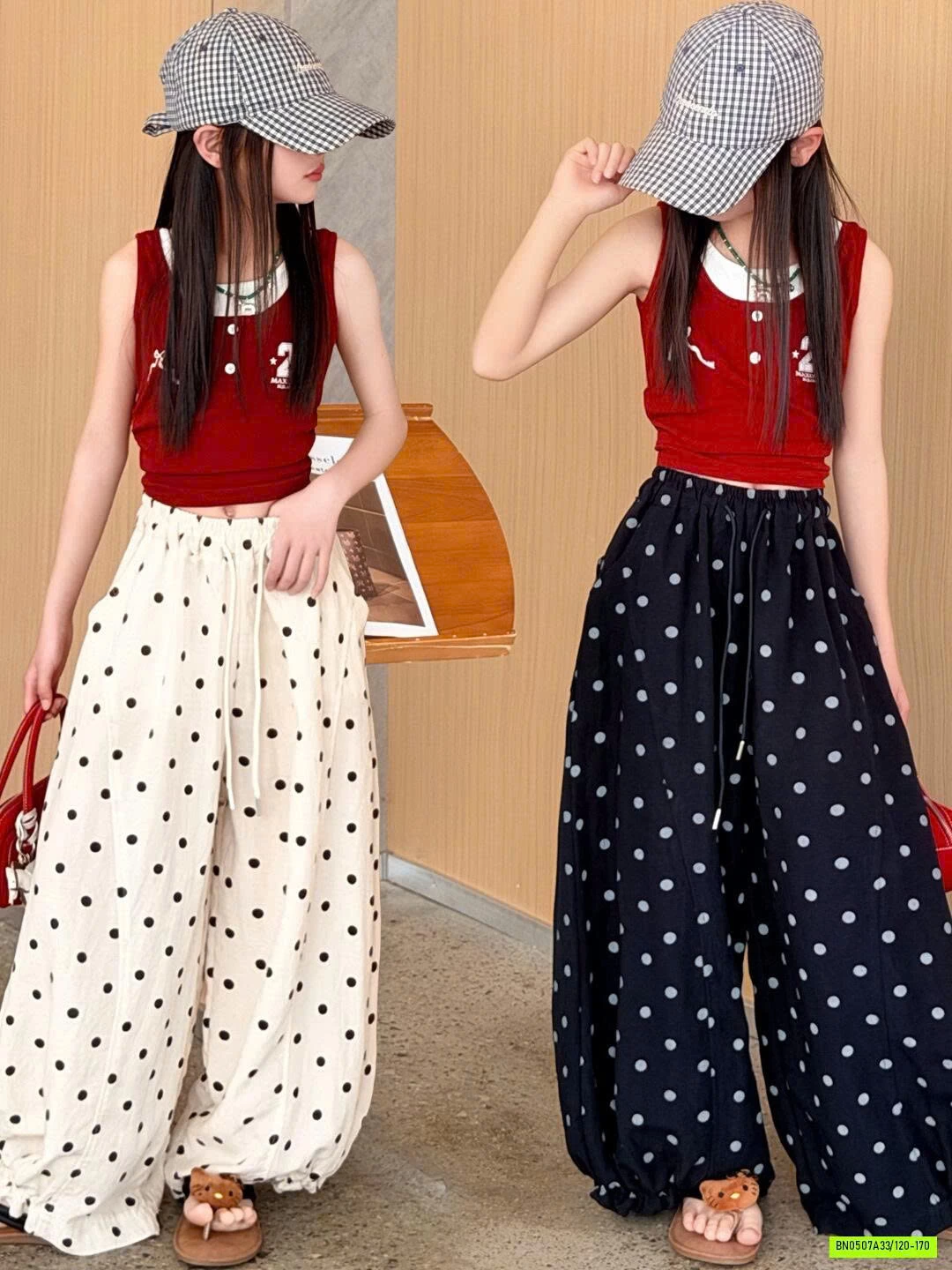 QUẦN BOM CHẤM BI MIX CROPTOP SÁT NÁCH