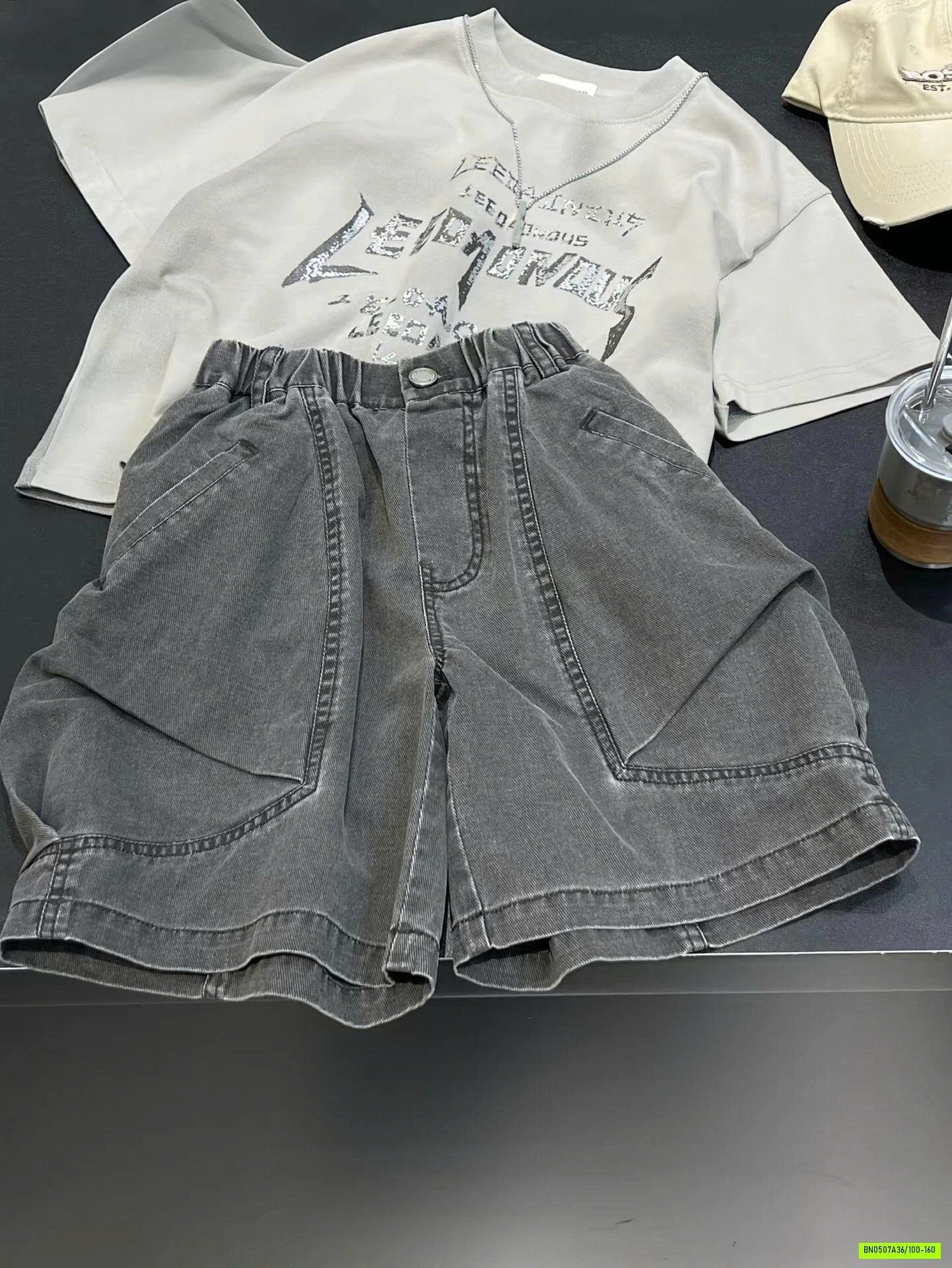SHORT JEANS TÚI HỘP CÁ TÍNH