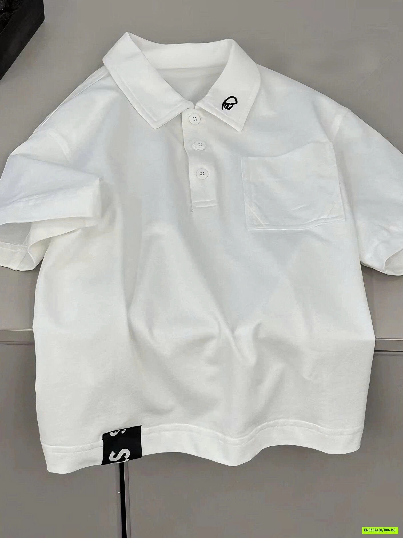 POLO TRẮNG TÚI NGỰC