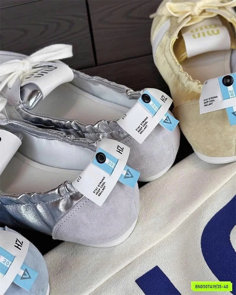 GIÀY SLIPON MIU NỮ