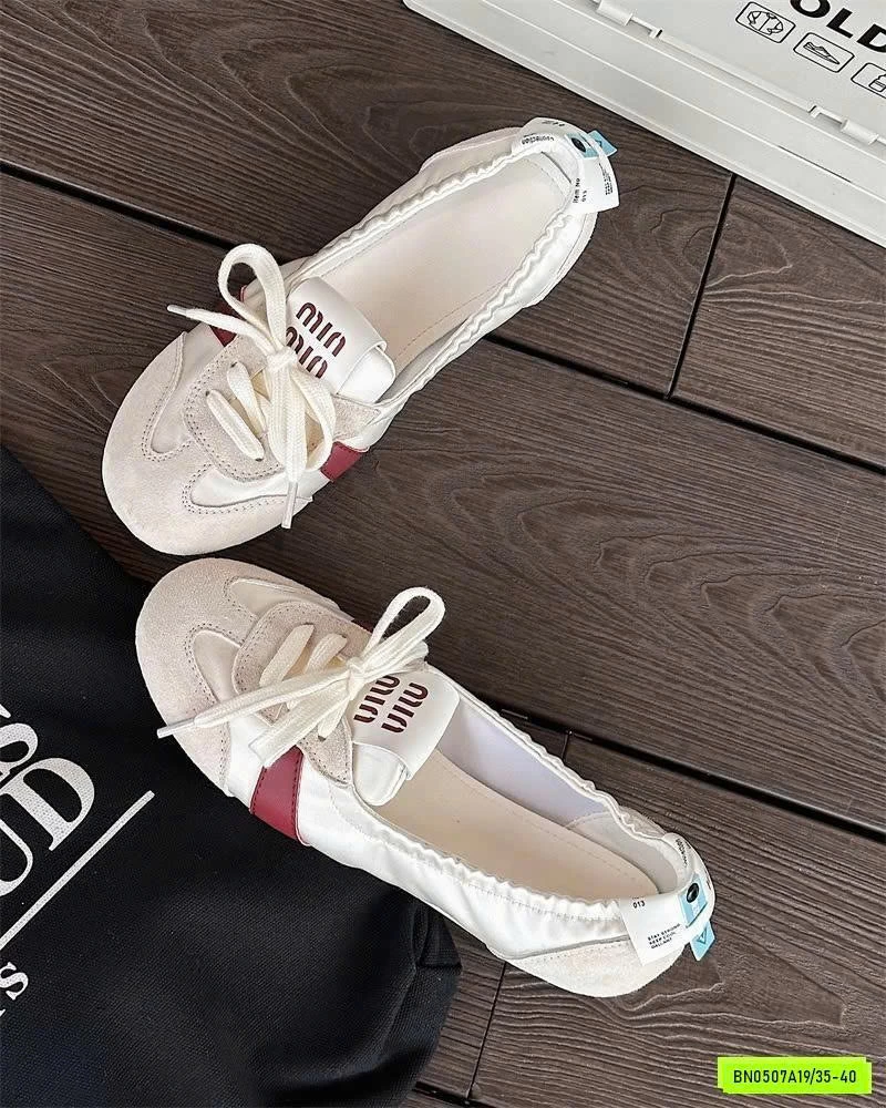 GIÀY SLIPON MIU NỮ