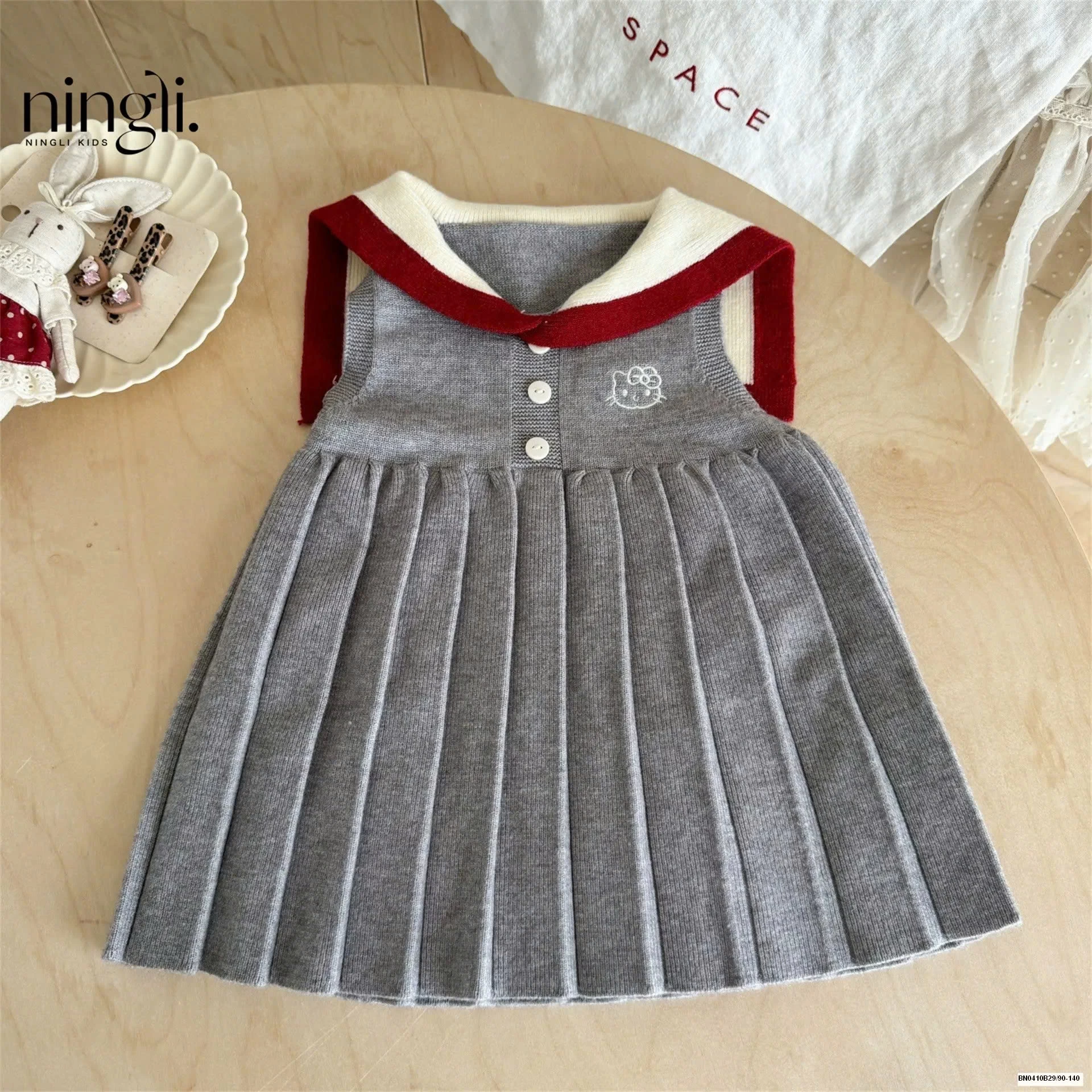 VÁY SÁT NÁCH XẾP LY CỔ THỦY THỦ BÉ GÁI