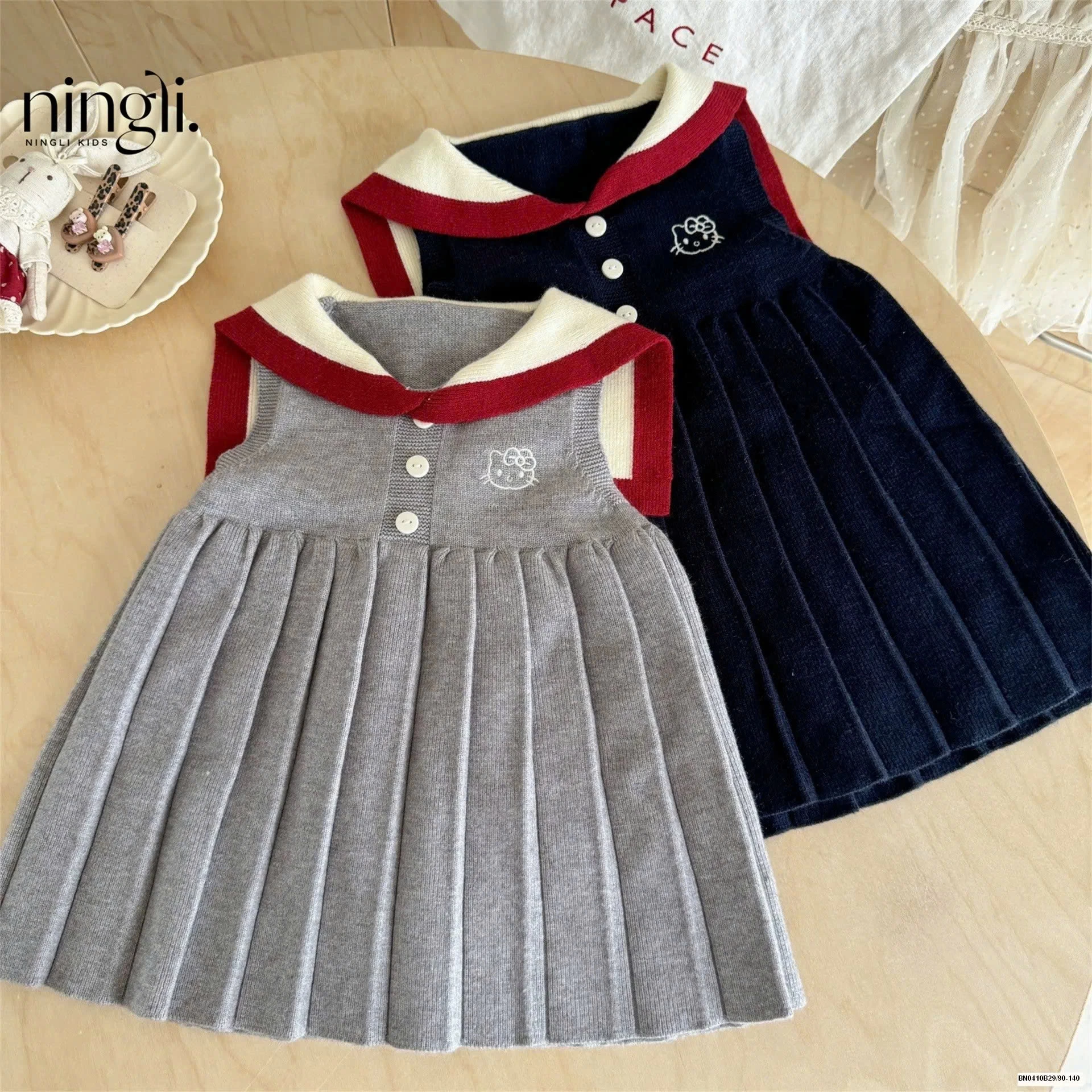 VÁY SÁT NÁCH XẾP LY CỔ THỦY THỦ BÉ GÁI