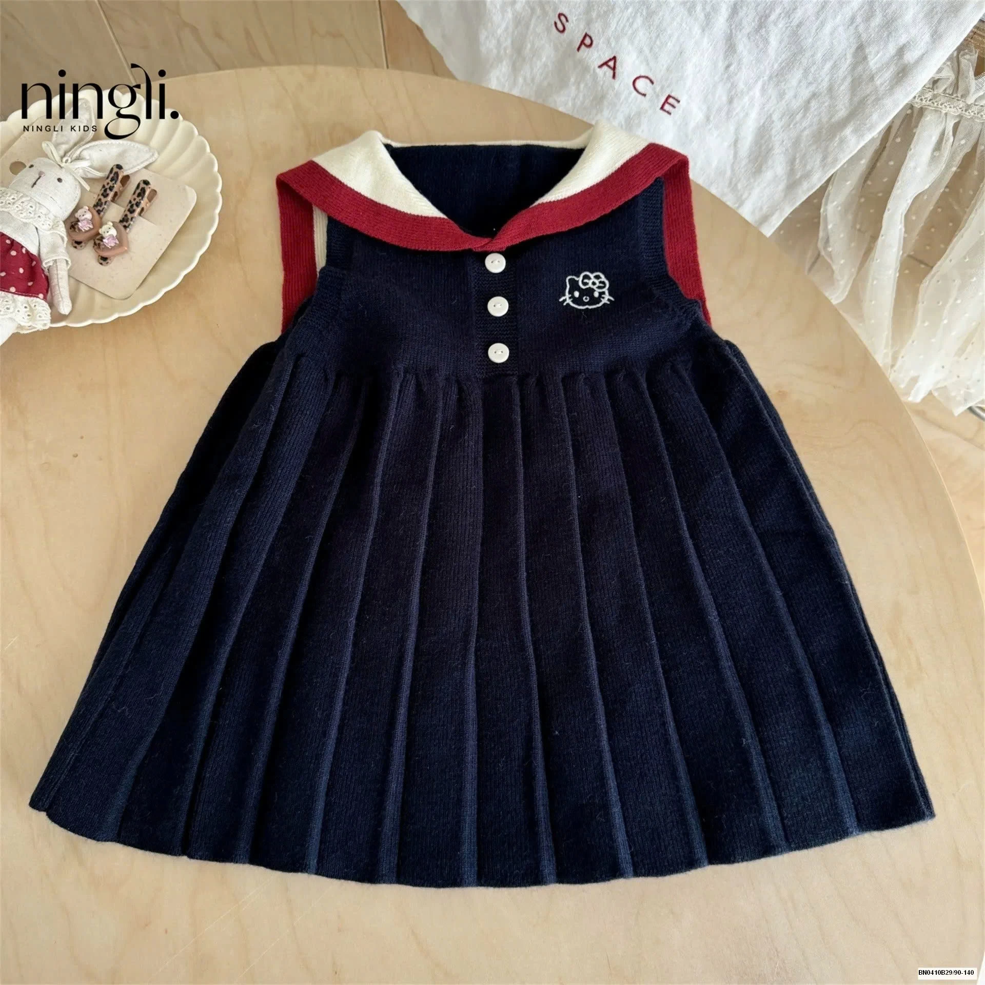 VÁY SÁT NÁCH XẾP LY CỔ THỦY THỦ BÉ GÁI