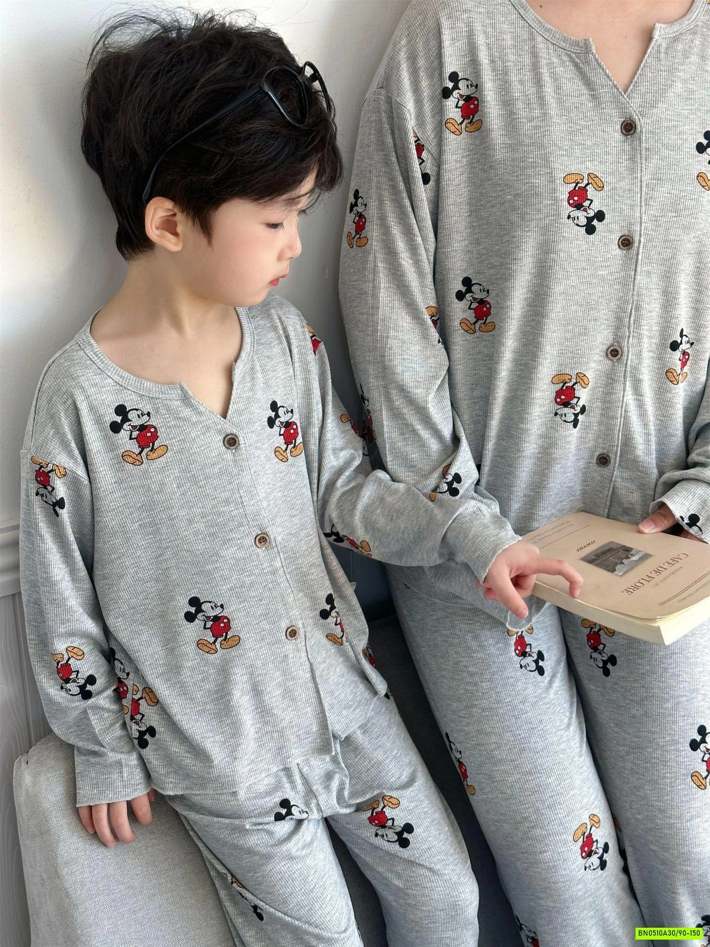 BỘ NGỦ MICKEY XÁM