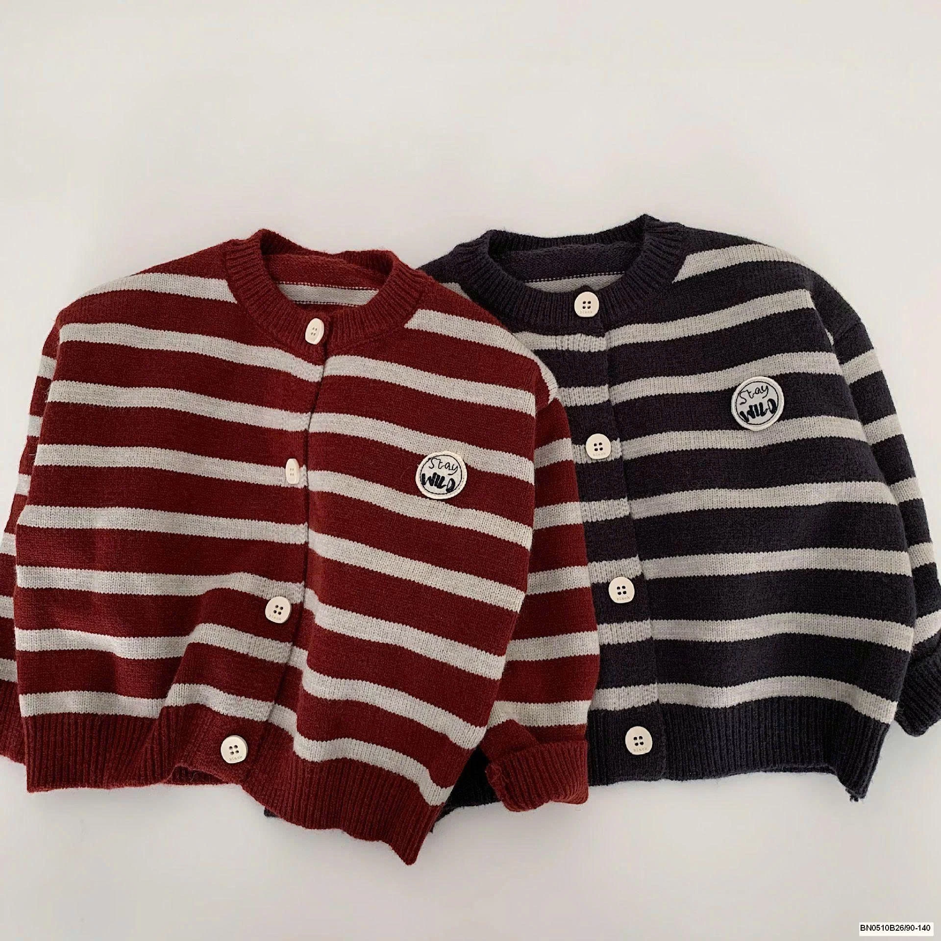 ÁO LEN KẺ NGANG THỜI TRANG ĐÓNG CÚC