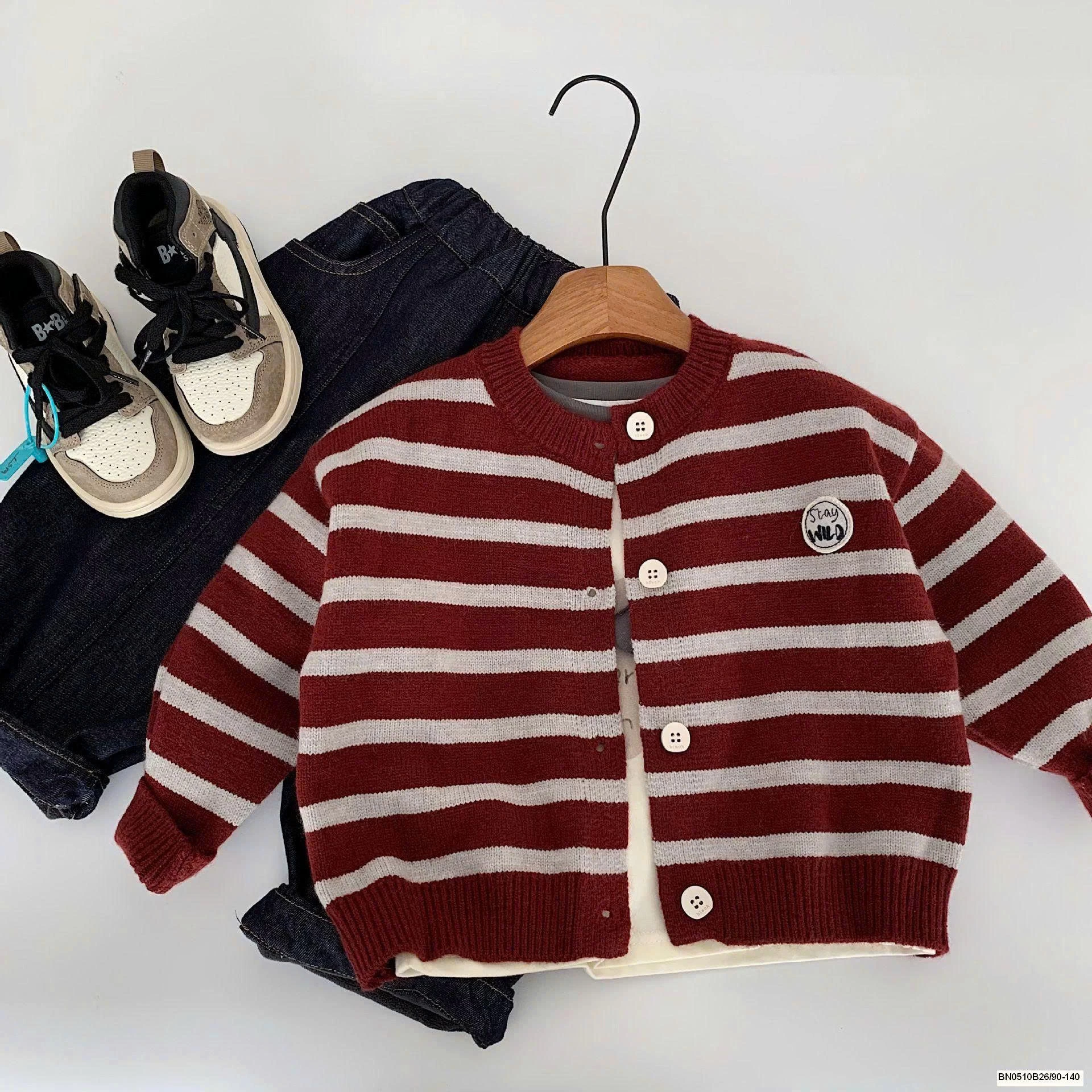 ÁO LEN KẺ NGANG THỜI TRANG ĐÓNG CÚC