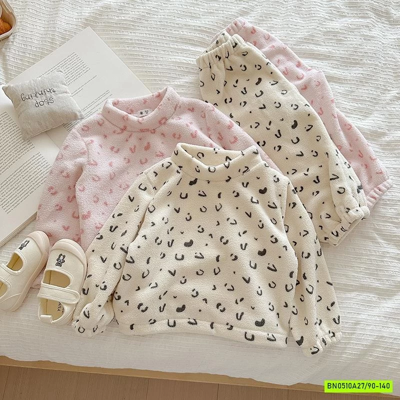 BỘ LÔNG CỪU CỔ TRÒN HỌA TIẾT