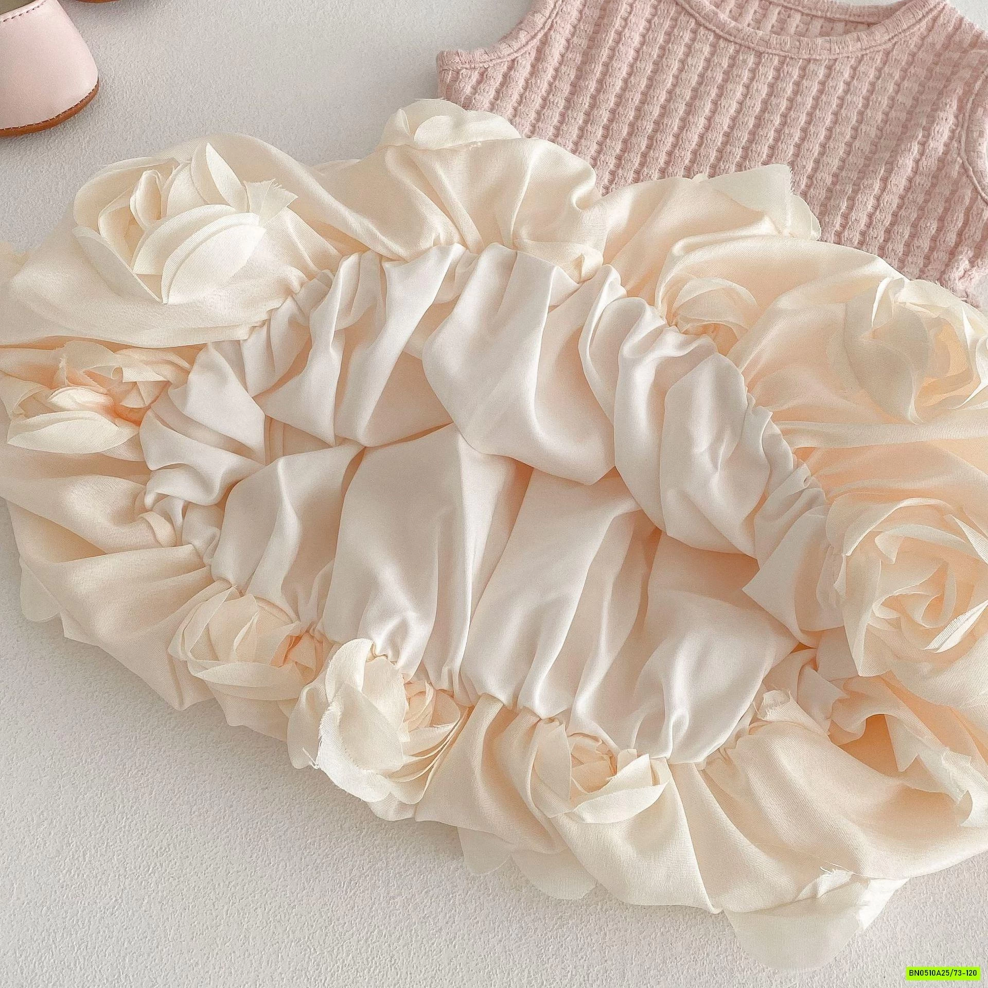 SÉT VÁY BÍ HỒNG GẮN HOA 3D