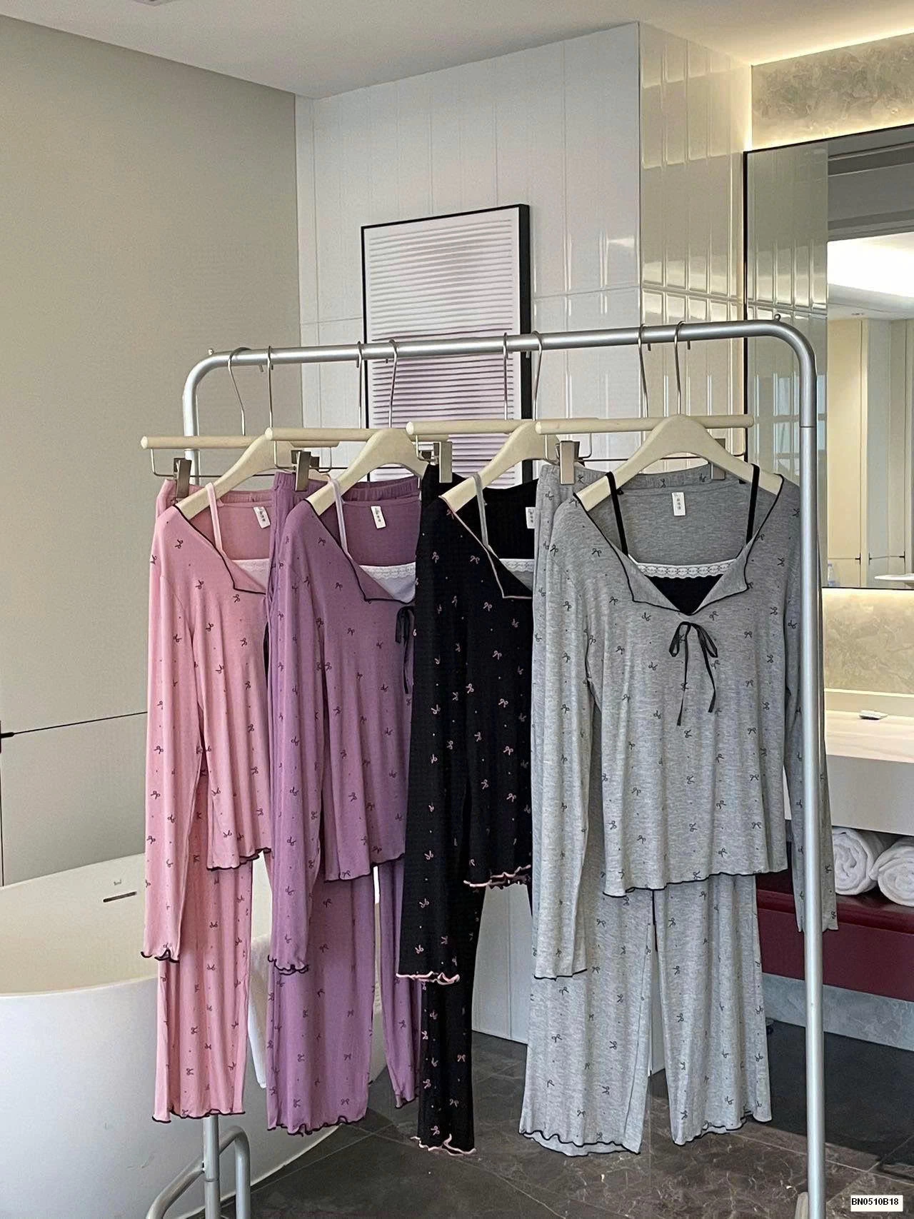 BỘ NGỦ COTON GÂN MỀM CỔ NƠ