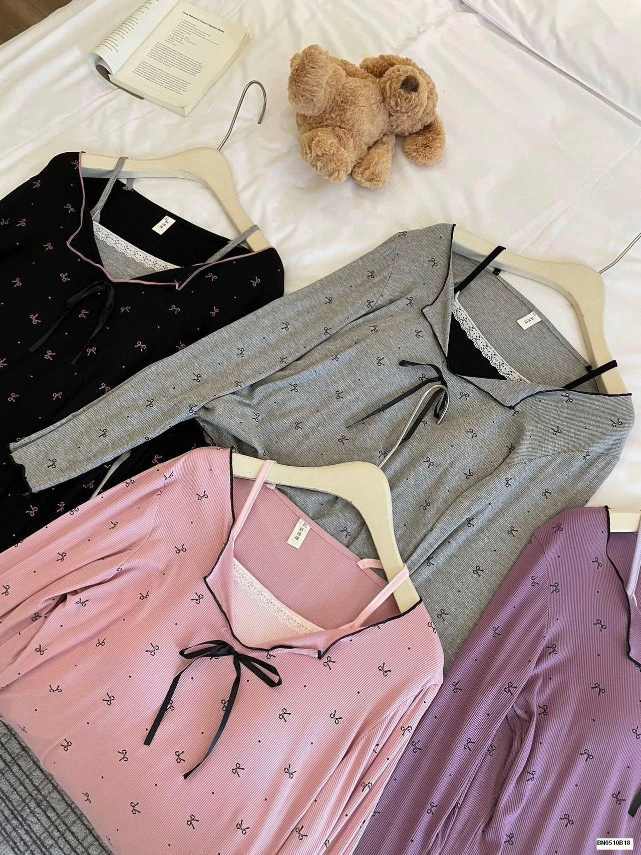 BỘ NGỦ COTON GÂN MỀM CỔ NƠ