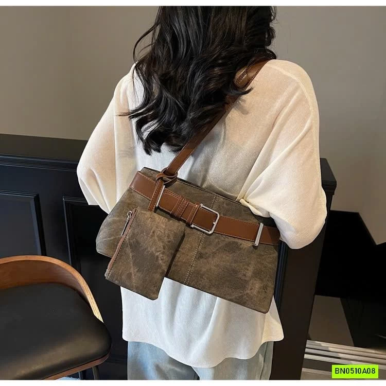 TÚI KẸP NÁCH LOANG