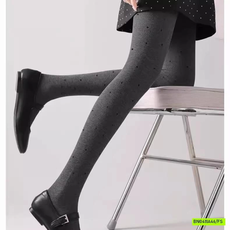 QUẦN TẤT CHẤM BI LIỀN BÀN MÙA XUÂN