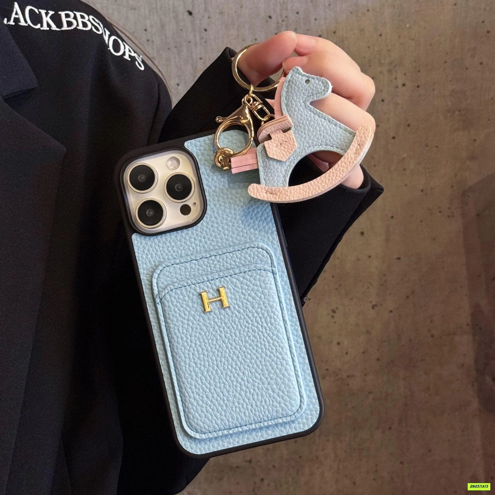 ỐP ĐIỆN THOẠI KÈM MÓC NGỰA