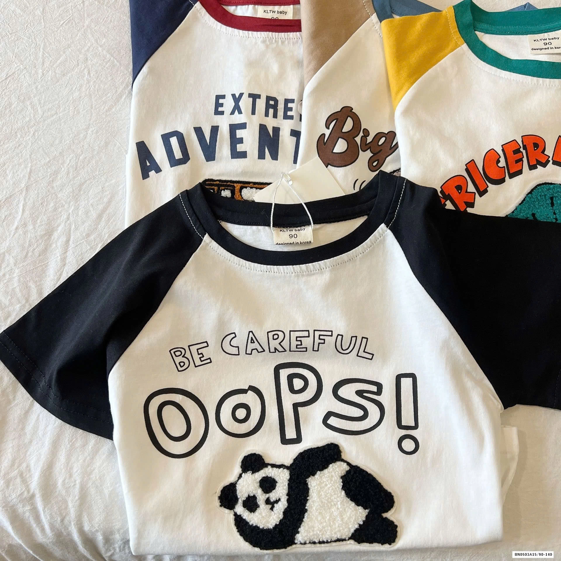 ÁO THUN PHỐI MÀU TAY