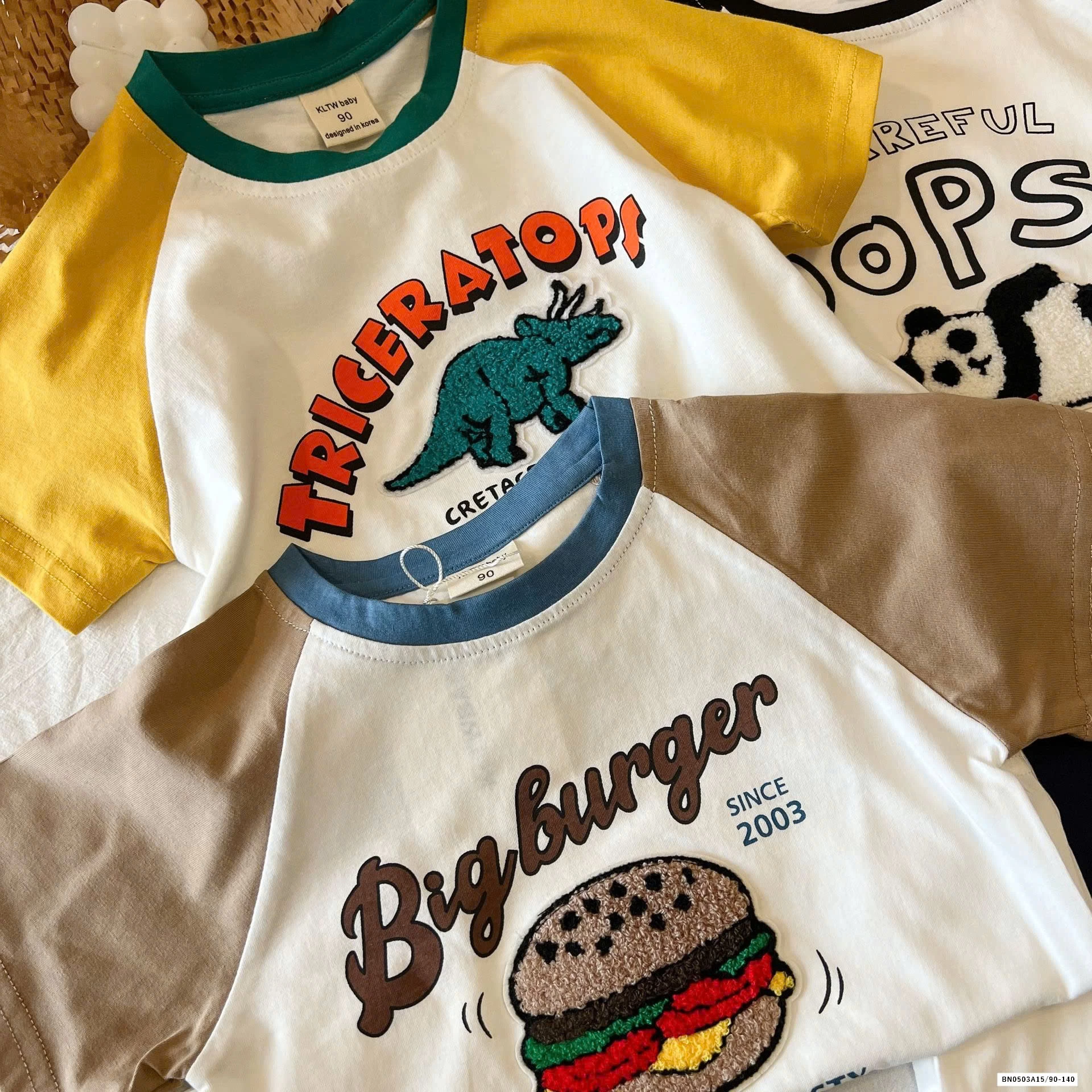 ÁO THUN PHỐI MÀU TAY