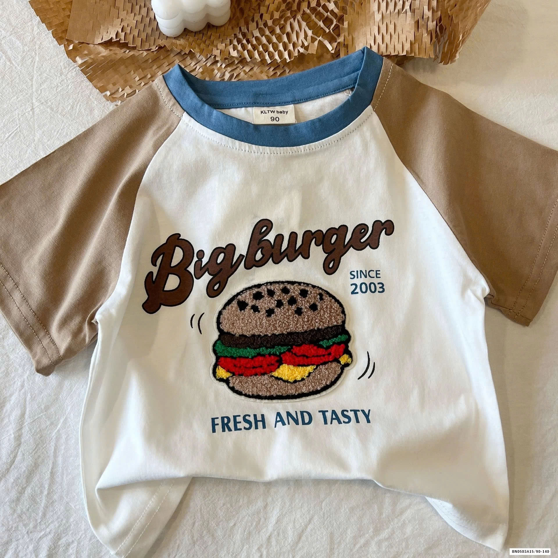 ÁO THUN PHỐI MÀU TAY