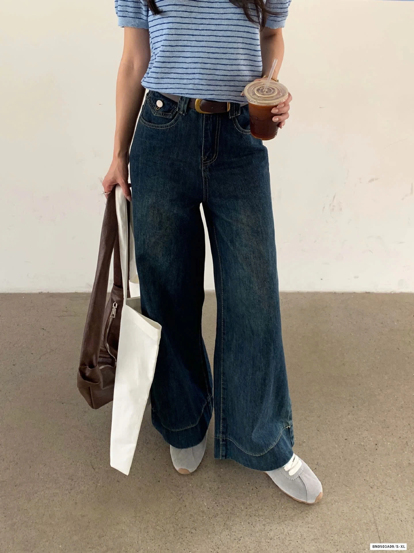 JEANS SUÔNG VIỀN GẤU