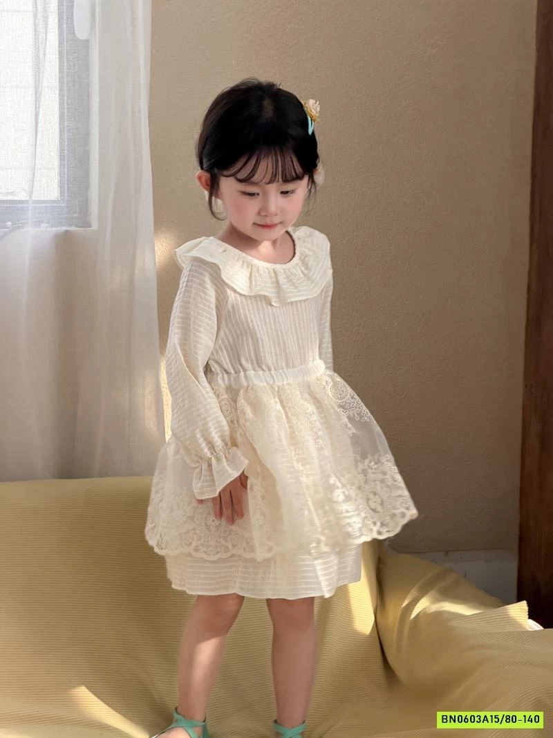 ĐẦM TIỂU THƯ PHỐI REN