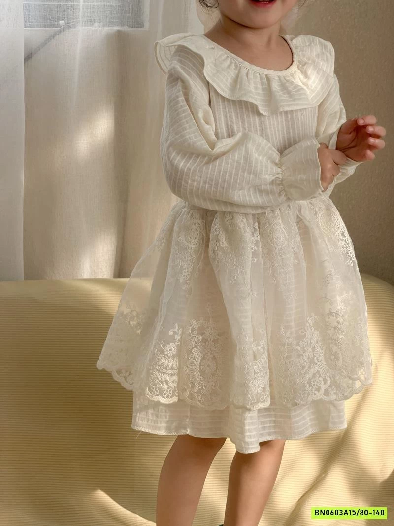 ĐẦM TIỂU THƯ PHỐI REN