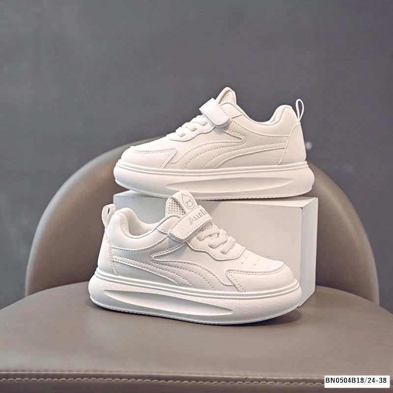 GIÀY  THỂ THAO ĐỘN ĐẾ