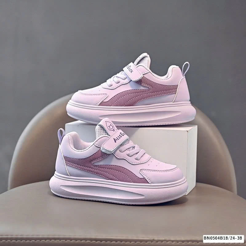 GIÀY  THỂ THAO ĐỘN ĐẾ