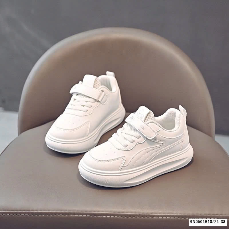 GIÀY  THỂ THAO ĐỘN ĐẾ