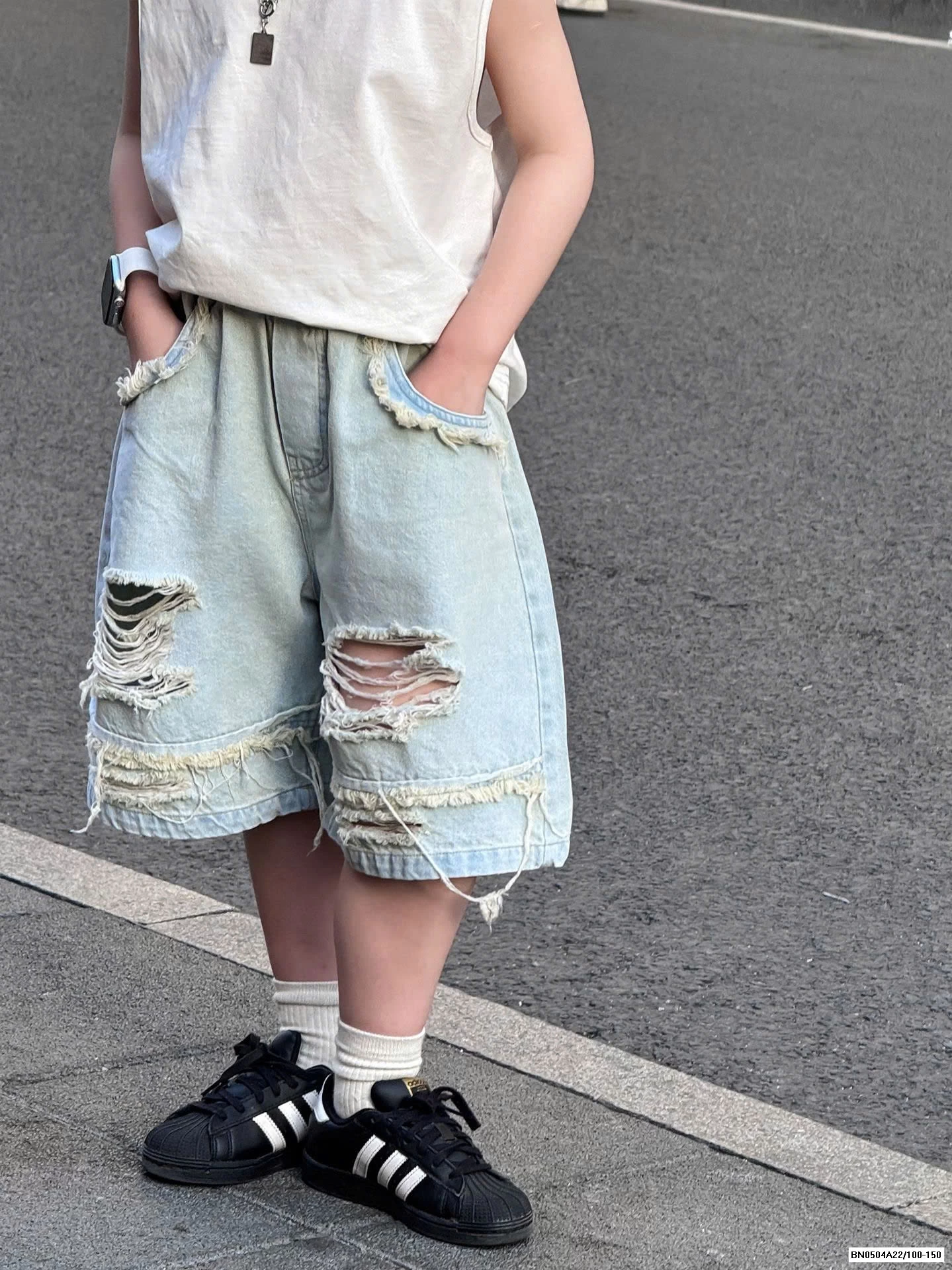 SHORT JEANS RÁCH 25XZ39