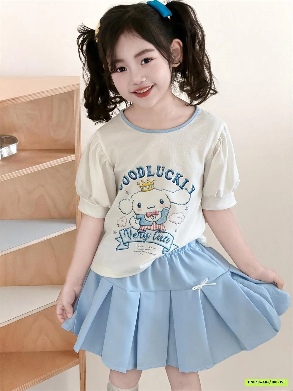 ÁO SANRIO MIX CV XẾP LY