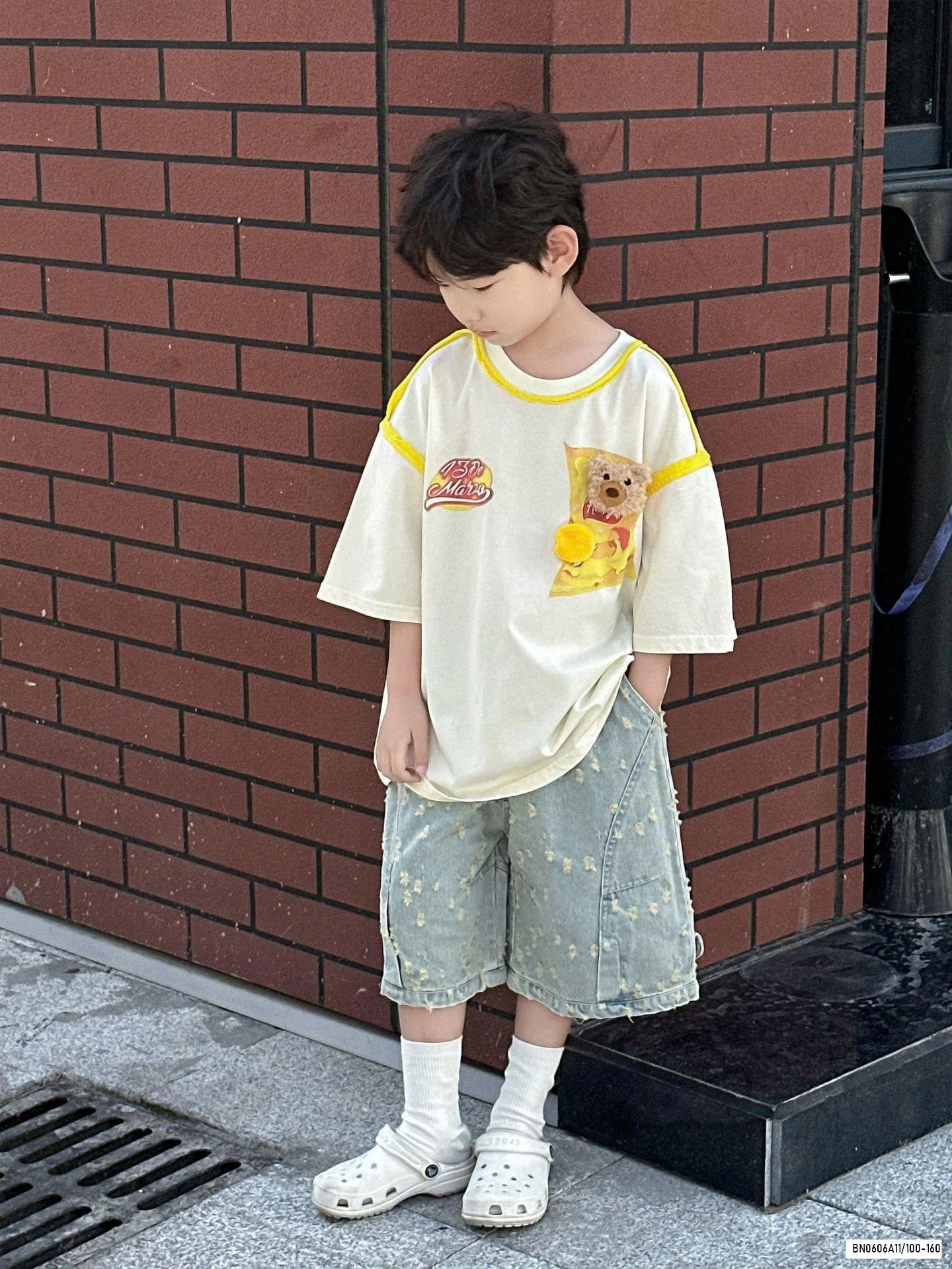 ÁO THUN GẤU MIX SHORT JEANS