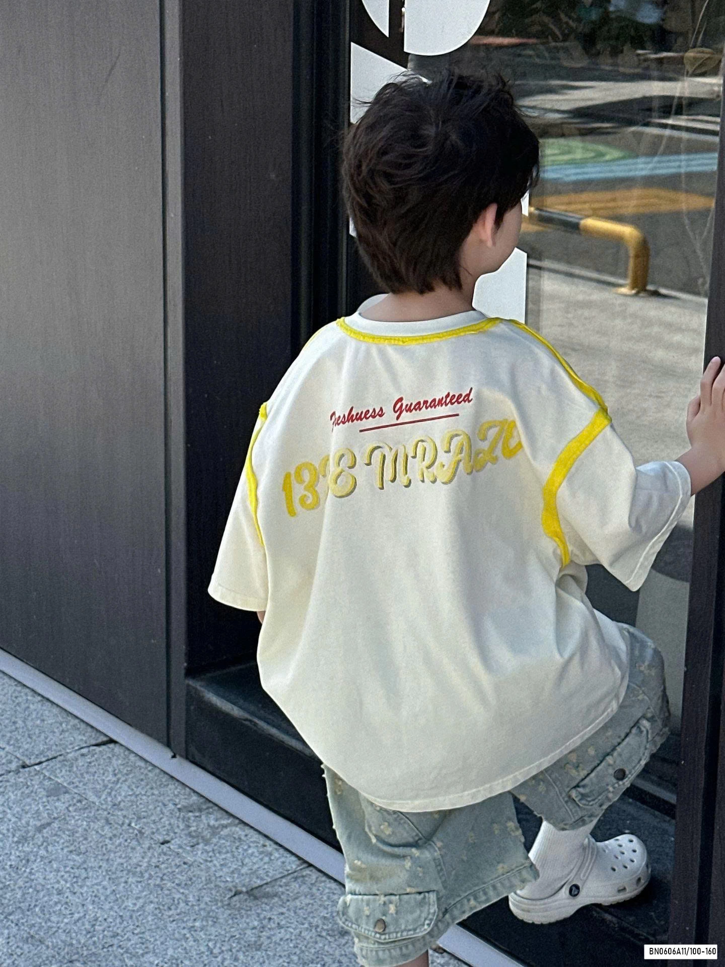 ÁO THUN GẤU MIX SHORT JEANS