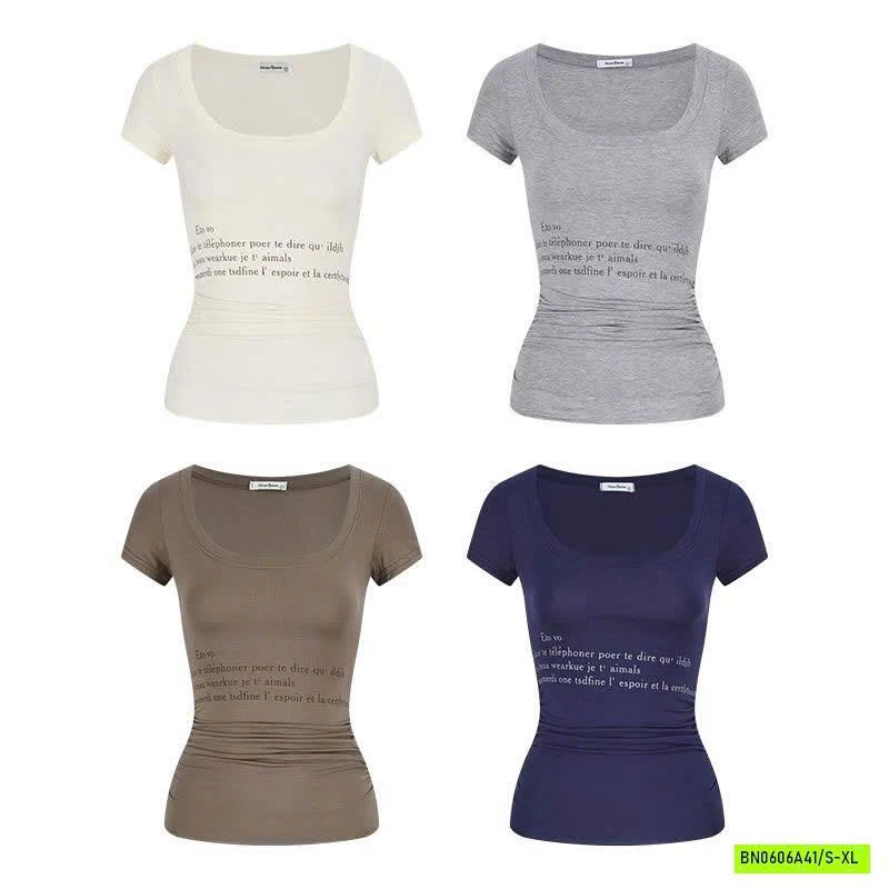 ÁO CỔ U PHỐI CHỮ MOSESQUEEN