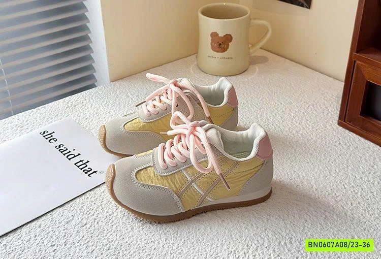 GIÀY THỂ THAO PHỐI MÀU THU ĐÔNG