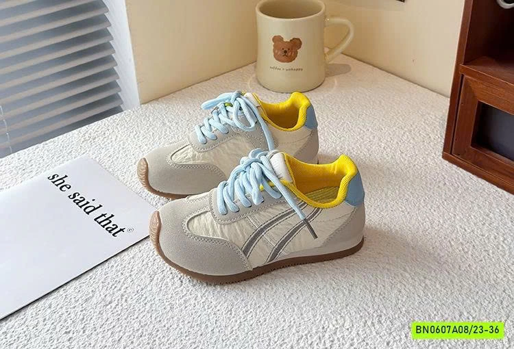 GIÀY THỂ THAO PHỐI MÀU THU ĐÔNG