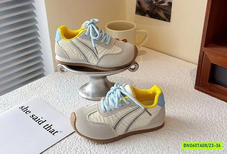 GIÀY THỂ THAO PHỐI MÀU THU ĐÔNG