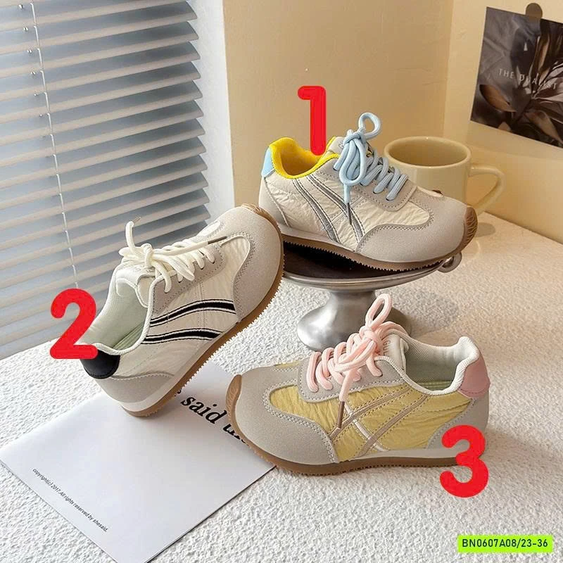 GIÀY THỂ THAO PHỐI MÀU THU ĐÔNG